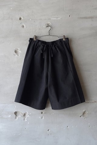 割引クーポン配布中!! omar afridi SCULPTED SHORTS